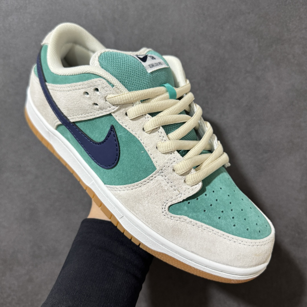 图片[3]-【公司级】NIKE DUNK LOW 扣篮系列 耐克 复古低帮休闲运动滑板板鞋 采用脚感柔软舒适ZoomAir气垫 有效吸收滑板等极限运动在落地时带来的冲击力 为街头运动者们提供更好的保护 货号：HQ1625-300 尺码：36 36.5 37.5 38 38.5 39 40 40.5 41 42 42.5 43 44 45 46-选品中心