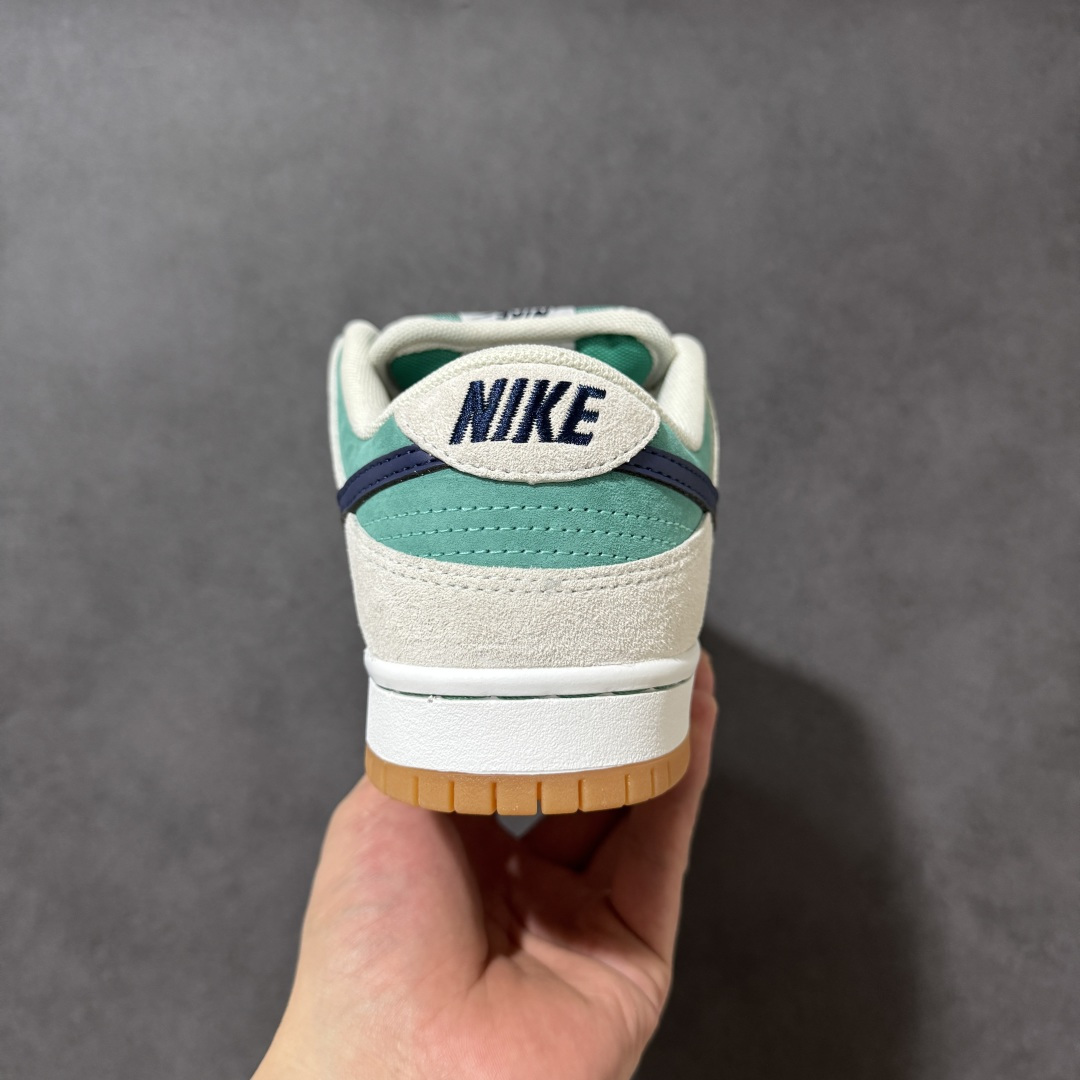 图片[4]-【公司级】NIKE DUNK LOW 扣篮系列 耐克 复古低帮休闲运动滑板板鞋 采用脚感柔软舒适ZoomAir气垫 有效吸收滑板等极限运动在落地时带来的冲击力 为街头运动者们提供更好的保护 货号：HQ1625-300 尺码：36 36.5 37.5 38 38.5 39 40 40.5 41 42 42.5 43 44 45 46-选品中心