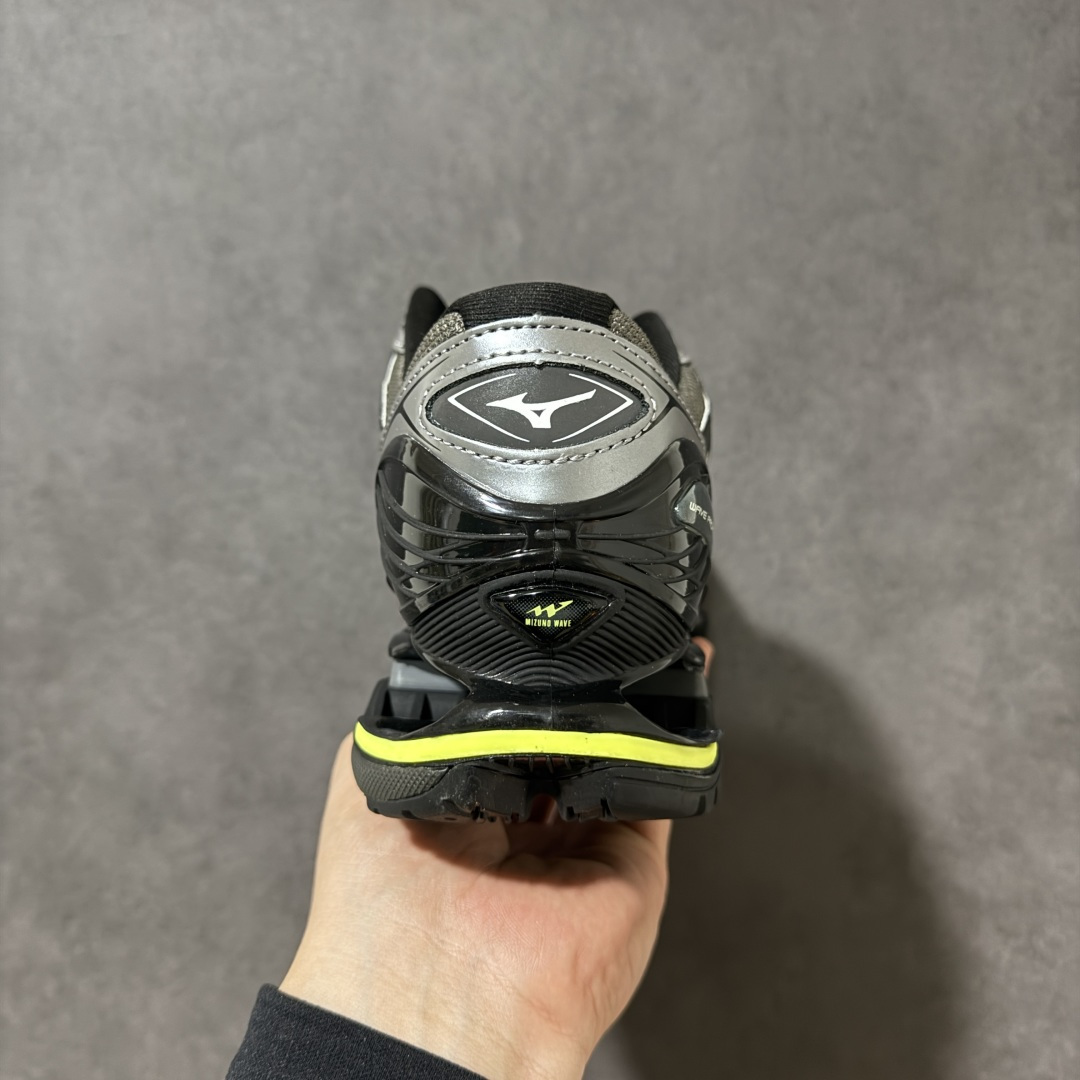 图片[4]-【公司级】美津浓 Mizuno Wave Prophecy 15 缓震休闲跑鞋 美津浓最新运动跑鞋 鞋面采用透气网眼与牛刨层皮革拼接，同时保证透气与包裹，内衬3D织物高效排汗，碳素橡胶耐磨防滑，行走稳定，整体设计兼顾运动功能性与日常舒适度。 货号：D1GA333709 尺码：36-45-选品中心