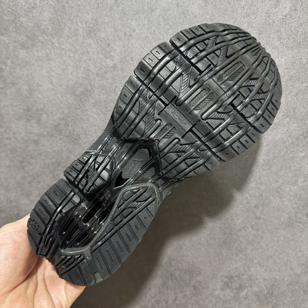 图片[9]-【公司级】美津浓 Mizuno Wave Prophecy 15 缓震休闲跑鞋 美津浓最新运动跑鞋 鞋面采用透气网眼与牛刨层皮革拼接，同时保证透气与包裹，内衬3D织物高效排汗，碳素橡胶耐磨防滑，行走稳定，整体设计兼顾运动功能性与日常舒适度。 货号：D1GA333709 尺码：36-45-选品中心
