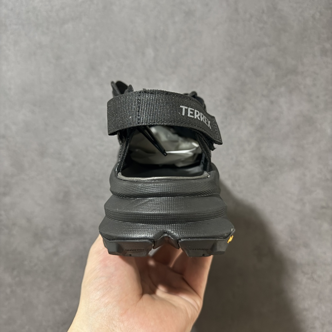 图片[4]-【公司级】adidas Terrex Free Hiker SL GTX 硬核的薄底徒步鞋 实拍首发 鞋底会比大齿花的越野底更防滑 搭配GORE-TEX防水加持和megagrip的V底 货号： HQ4882 尺码： 37-45带半码-选品中心
