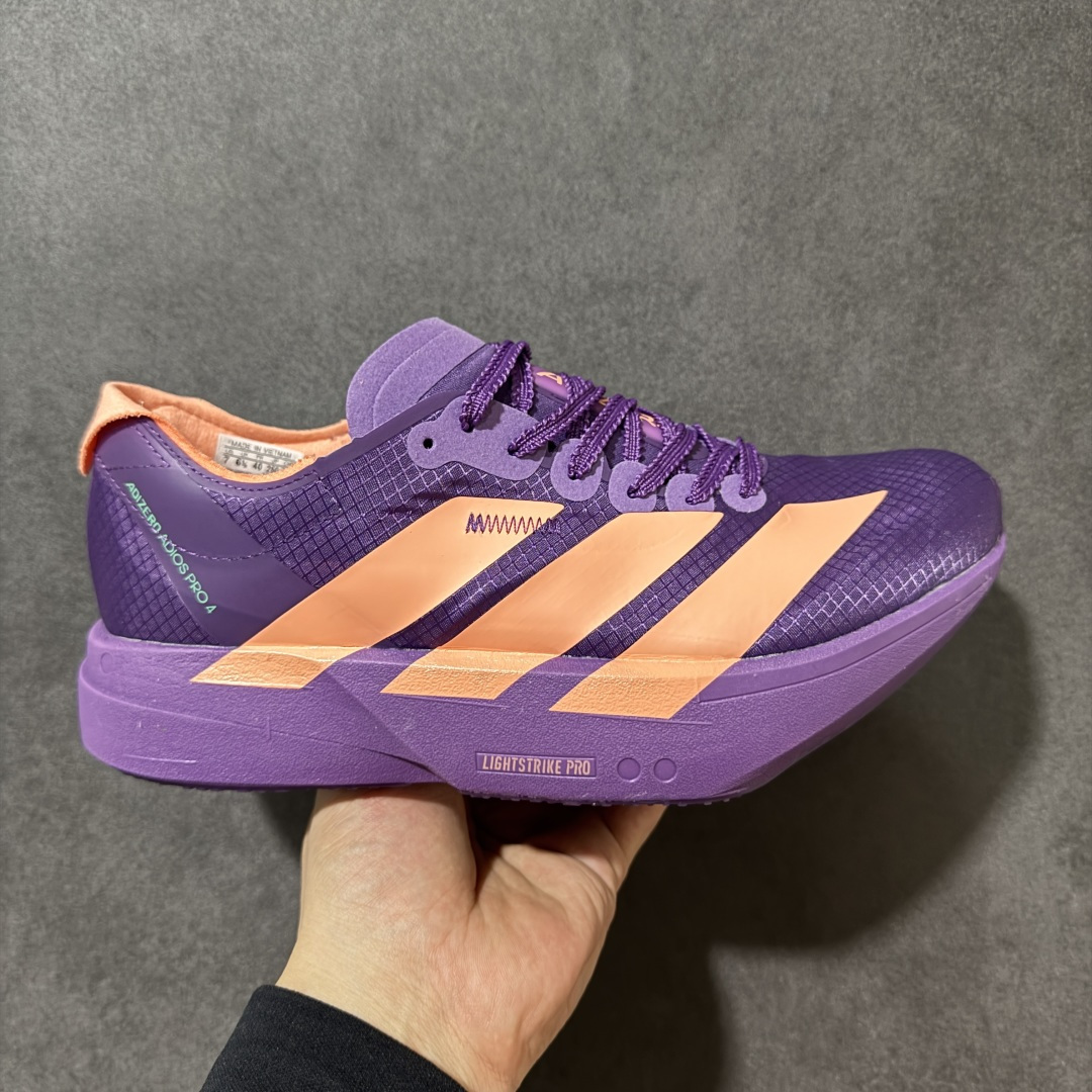 【公司级】ADIZERO ADIOS PRO 4 M 阿迪超轻透气缓震跑鞋   整体外观造型与adiZero Adios Pro EVO 1非常相似 中底配置方面搭载全掌Lightstrike Pro 鞋面采用透气网面示人 契合日常训练鞋的定位 更加耐用 外底给到了马牌橡胶 及上代竞速旗舰adidas Adizero Adios Pro 3区域分布 货号： JR1288 尺码：36-45带半码-选品中心
