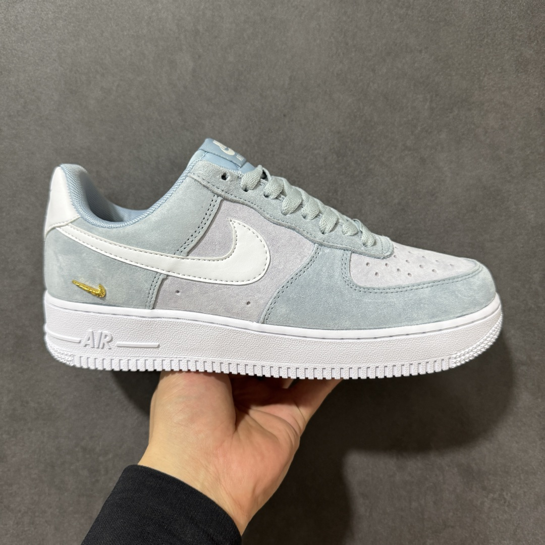 【公司级】Nike Air Force 1 Low 空军一号低帮运动休闲板鞋 官方同步 原装级别 原楦头原纸板 打造纯正空军版型#专注外贸渠道 全掌内置蜂窝气垫 #原盒配件 原厂中底钢印、拉帮完美 货号：IQ9964-400 尺码： 36 36.5 37.5 38 38.5 39 40 40.5 41 42 42.5 43 44 44.5 45-选品中心