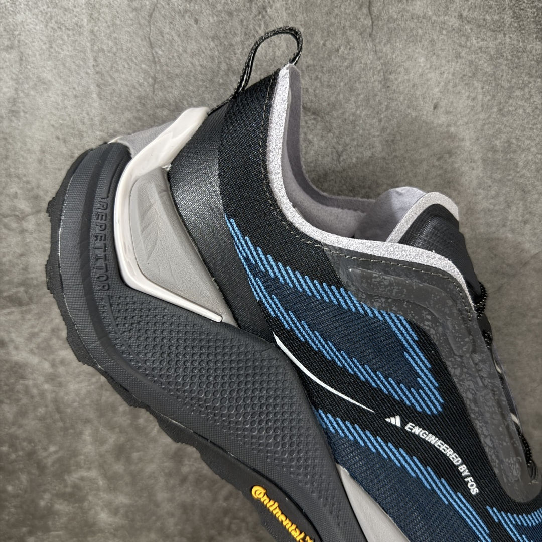 图片[7]-【纯原版】adidas HOLO PEAK 舒适贴合 户外越野跑鞋 男女同款 KI1526 顶级纯原 原鞋私模1：1开发 抽绳绑带设计，黑武士款机能感拉满，Lightstrike Pro中底踩出硬核气场，暗黑美学直接封神；黑武士款通透网面+流线型设计，清爽又轻盈，穿搭脚感全拿捏；大地咖款复古氛围感拉满，马牌大底防滑耐磨，抓地力超稳，软弹中底适合长时间步行越野不累脚，超高颜值 百搭各种风格！ 尺码：36-45含半码-选品中心