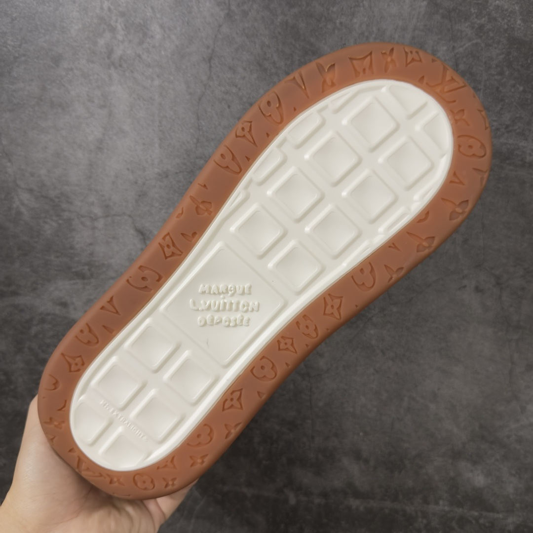 图片[9]-【HS顶级礼盒版】LV 路易威登LOUIS VUITTON Tilted Low Sneakers 倾斜系列低帮复古休闲运动文化百搭板鞋 2026早春款板鞋 饼干鞋 礼盒包装 私模开发大底 正确细节 原鞋原材料1：1打造 完美版型做工 欢迎对比市场任何品质的货品 广东原产 专业LV大厂出品 正确底 大底开发近半年 原楦型开发纸版 全鞋原材料打造 细节 针车 烫金 中底无可挑剔 包装说明书防尘布袋物件(附送官方快递加固牛皮纸外盒!!)# 尺码：39 40 41 42 43 44 45 46-选品中心