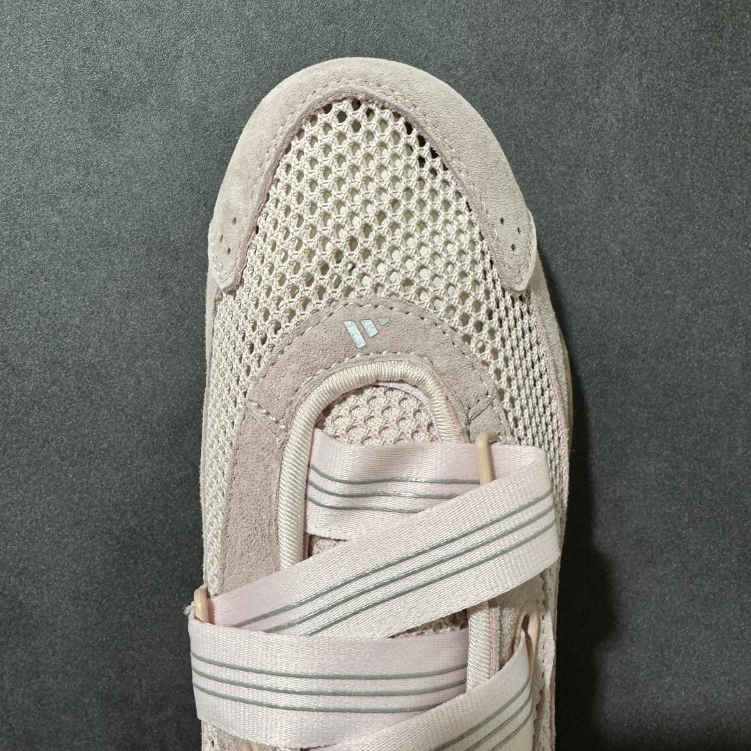 Adidas Urban Reverie LA5005 阿迪舒适时尚魔术贴防滑耐磨生活休闲鞋货号：LA5