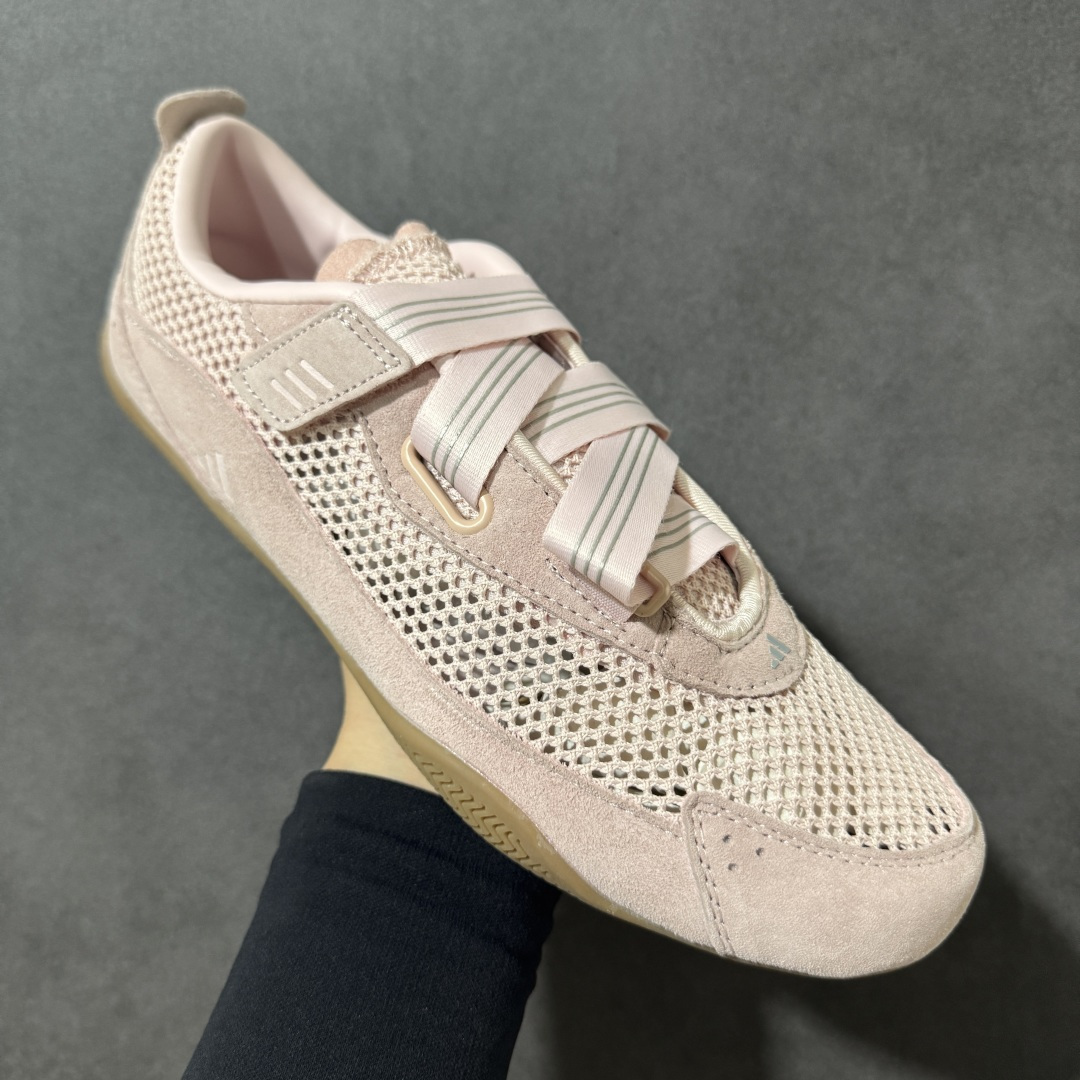 Adidas Urban Reverie LA5005 阿迪舒适时尚魔术贴防滑耐磨生活休闲鞋货号：LA5