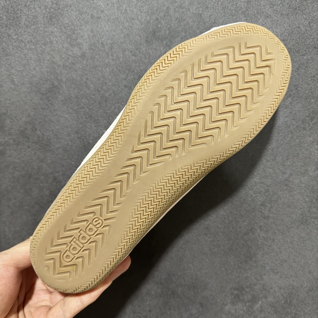 Adidas Urban Reverie LA5005 阿迪舒适时尚魔术贴防滑耐磨生活休闲鞋货号：LA5