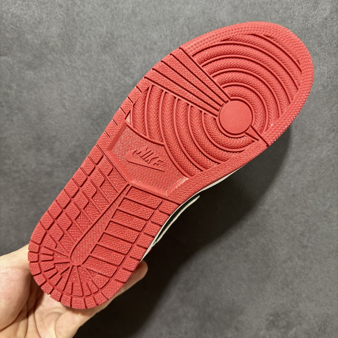 Air Jordan 1 Low 乔1 AJ1低帮板鞋原鞋原档案开发 原档冲孔鞋头 鞋垫背胶工艺 四线拉