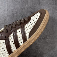 adidas originals Samba 贴合舒适 德训鞋 男女同款 棕色 IH9373口碑大厂出品 adidas originals Samba 贴合舒适 德训鞋 男女同款 棕色 IH9373口碑大厂出品
