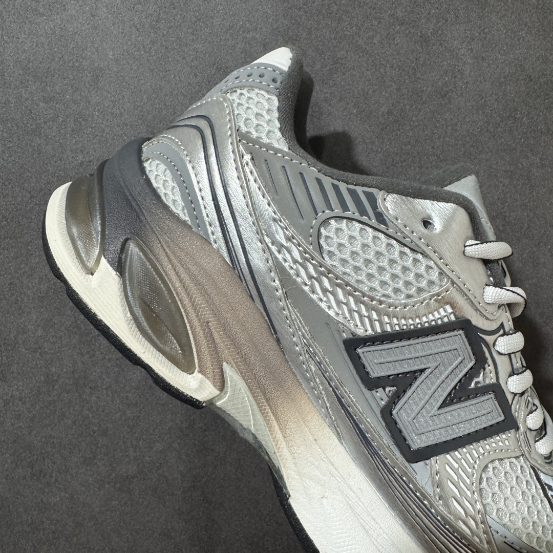 New Balance M2010系列 新百伦 复古老爹风网布跑步休闲运动鞋新百伦经典配色 沿袭了面世之