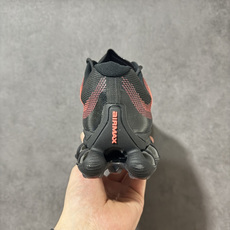 NK AIR LIQUID MAX 2026S 毒箭蛙新款气垫跑步鞋 红黑金 IQ7634-002目前市 NK AIR LIQUID MAX 2026S 毒箭蛙新款气垫跑步鞋 红黑金 IQ7634-002目前市