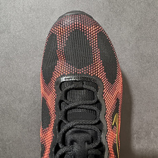 NK AIR LIQUID MAX 2026S 毒箭蛙新款气垫跑步鞋 红黑金 IQ7634-002目前市 NK AIR LIQUID MAX 2026S 毒箭蛙新款气垫跑步鞋 红黑金 IQ7634-002目前市
