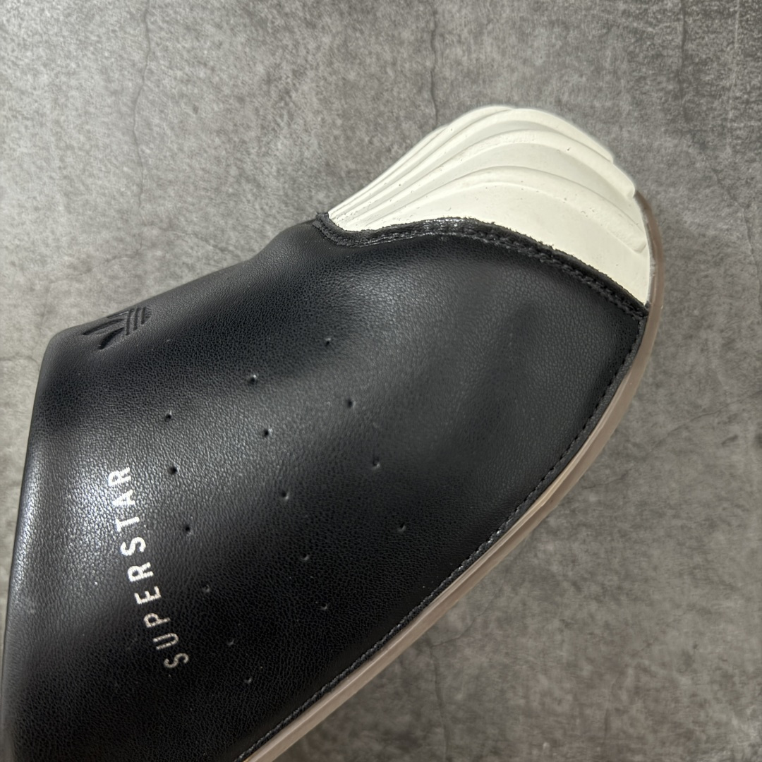 Adidas originals Adimule 舒适百搭 防磨包头一脚蹬拖鞋货号：LC0411尺码：3
