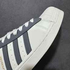 Adidas Originals Superstar 全新配色定制贝壳头休闲板鞋 独家控货 平台正单 全 Adidas Originals Superstar 全新配色定制贝壳头休闲板鞋 独家控货 平台正单 全