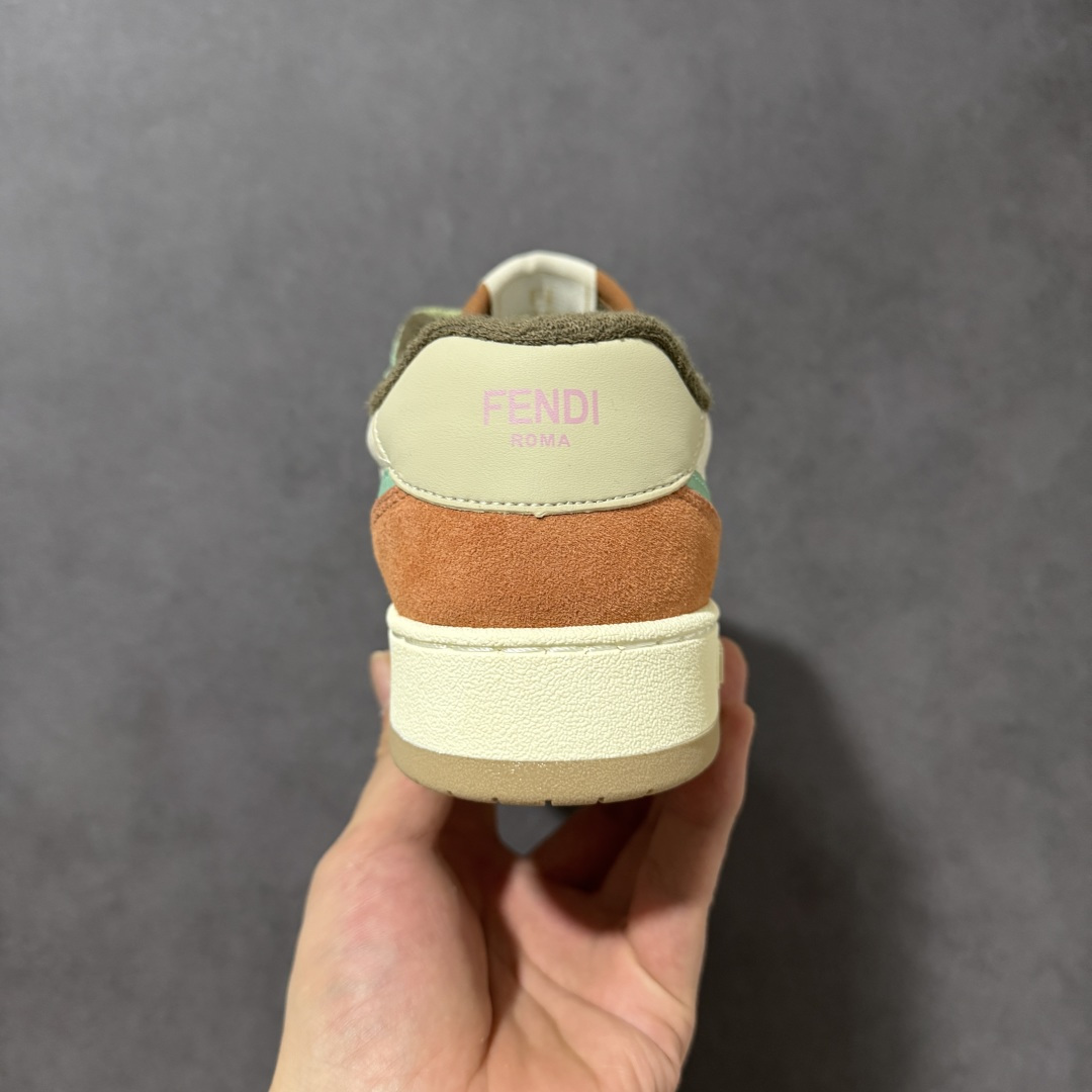 FENDI芬迪 Match 皮革 浮雕系带 低帮时尚板鞋高端性价比-跑量款-高端工艺盒＋原厂同步配件FE