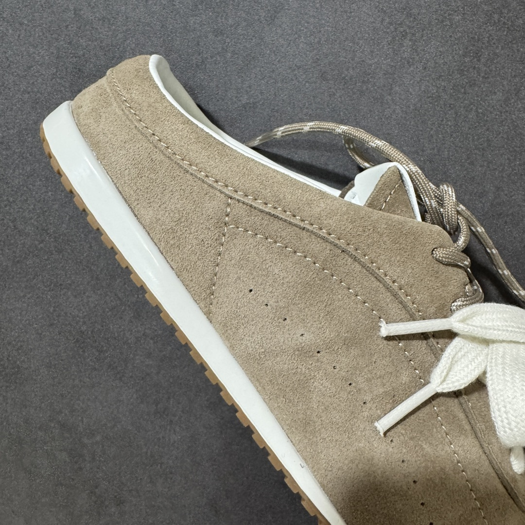 美国知名瑜伽品牌 Alo Yoga Launches Mule Sneaker 发动系列低帮阿甘T头薄底