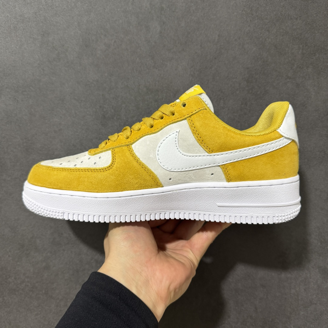 图片[2]-【公司级】Nike Air Force 1 Low 空军一号低帮运动休闲板鞋 官方同步 原装级别 原楦头原纸板 打造纯正空军版型#专注外贸渠道 全掌内置蜂窝气垫 #原盒配件 原厂中底钢印、拉帮完美 货号：IB4417-101 尺码： 36 36.5 37.5 38 38.5 39 40 40.5 41 42 42.5 43 44 44.5 45-选品中心