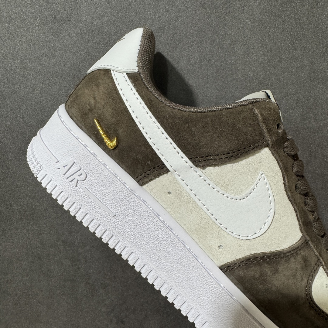 图片[6]-【公司级】Nike Air Force 1 Low 空军一号低帮运动休闲板鞋 官方同步 原装级别 原楦头原纸板 打造纯正空军版型#专注外贸渠道 全掌内置蜂窝气垫 #原盒配件 原厂中底钢印、拉帮完美 货号：IQ4244-102 尺码： 36 36.5 37.5 38 38.5 39 40 40.5 41 42 42.5 43 44 44.5 45-选品中心