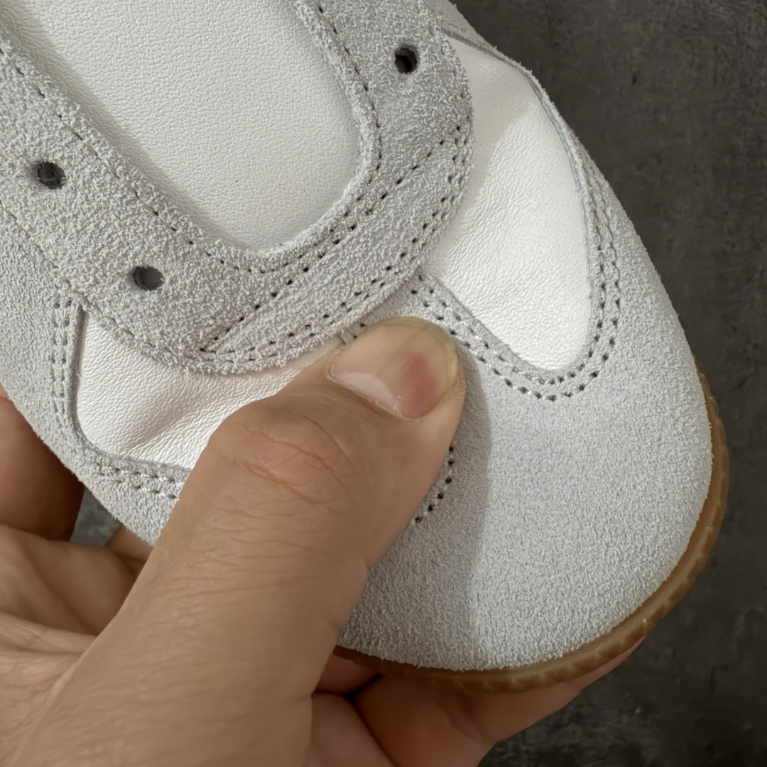 图片[6]-【莞产G纯原】Maison Margiela Calfskin Replica MM6 马吉拉复古低帮时尚德训鞋 高端零售专供批次 全套原楦原纸板原厂数据开发 全鞋荧光划线卡点 胶水把控整洁度追求极致完美 多重QC质检 超越公司货的品控标准 实实在在的免检产品 原盒原配防尘袋购物卡 全网唯一正确0-23数字排版 一比一间距字体 内里全头层小羊皮 原版防滑鞋底设计 灰色翻毛牛皮 白色细纹贝利头层皮 依照原版逐帧开发 原装淡粉纸板中底带编号钢印 尺码：36-46无半码-选品中心
