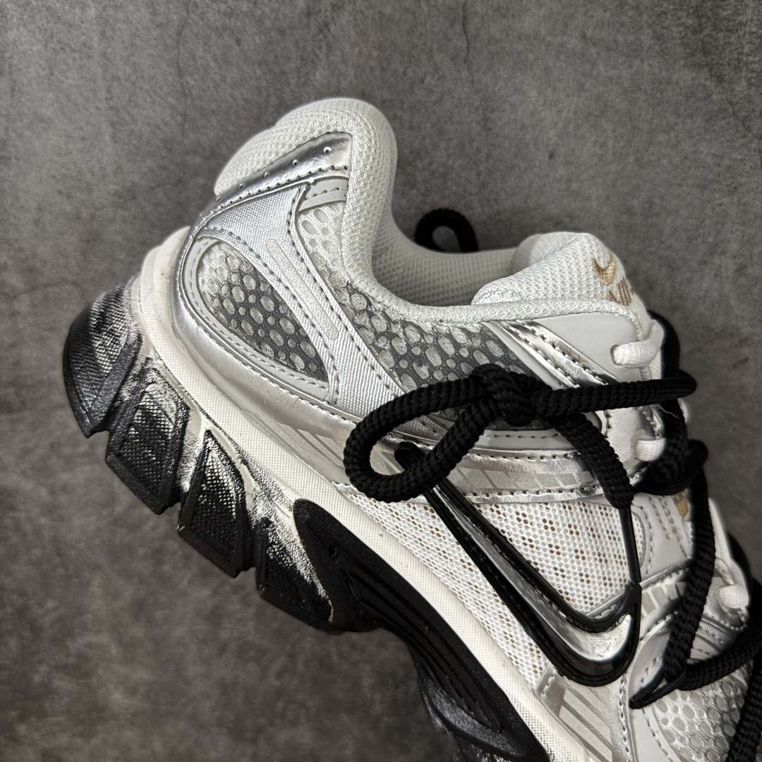 图片[7]-【手绘定制版】Nike V5 RNR 手工手绘涂鸦恶作剧 荒砾行者 HJ5228-102 此款为人工手绘定制图案 原版基于Nike RNR 修改款 加以创意定制 完美品质做工 个性十足 原厂原档案数据开发 原盒包装 尺码：36-45带半码-选品中心