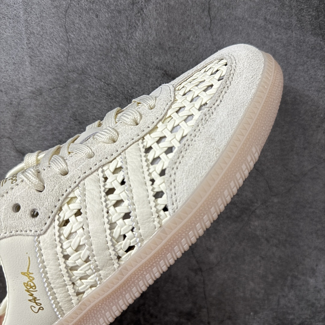图片[6]-【Top纯原】桑巴德训拖鞋一脚蹬 adidas originals Samba OG MULE 包头拖鞋 KH7719 浅米色 口碑大厂出品 品控大底版型不断改良更新 全套原纸板楦头开发 确保原汁原味 完美呈现桑巴版型 一比一鞋头弧度高度鞋身弧度 原厂头层皮料 细节品控鞋型随意对比 正确烫金高频细节 独家私模橡胶大底 原盒原配 尺码：36 36.5 37.5 38 38.5 39 40 40.5 41 42 42.5 43 44 44.5 45-选品中心