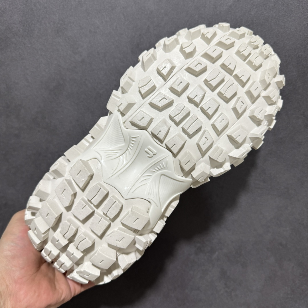 图片[9]-特价【Good纯原福利】巴黎世家 Balenciaga Defender 复古老爹鞋轮胎鞋 原市场5-600的货 顶级大厂出品 份量十足 售前售后保障到底 可退换 工厂白菜价清库存 价格相当给力 强推💪🏻 行业巅峰工艺之作！老牌大厂，品质如何就不多说了！实实在在的福利 注意把握 手慢无 注意代发运费超重‼️ 尺码：35 36 37 38 39 40 41 42 43 44 45 460同步官方 ️偏大1个尺码！-选品中心