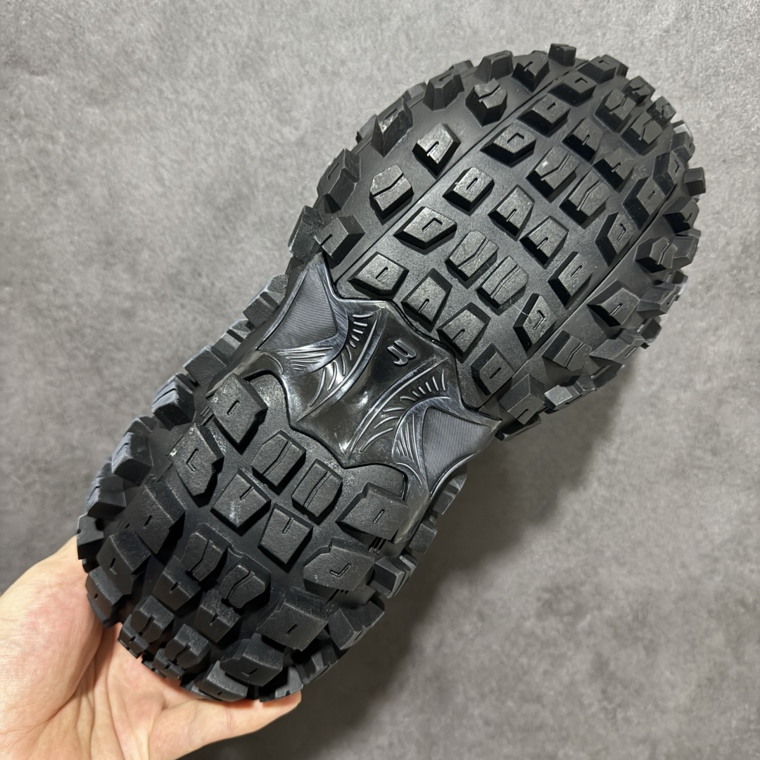 图片[9]-特价【Good纯原福利】巴黎世家 Balenciaga Defender 复古老爹鞋轮胎鞋 原市场5-600的货 顶级大厂出品 份量十足 售前售后保障到底 可退换 工厂白菜价清库存 价格相当给力 强推💪🏻 行业巅峰工艺之作！老牌大厂，品质如何就不多说了！实实在在的福利 注意把握 手慢无 注意代发运费超重‼️ 尺码：35 36 37 38 39 40 41 42 43 44 45 460同步官方 ️偏大1个尺码！-选品中心