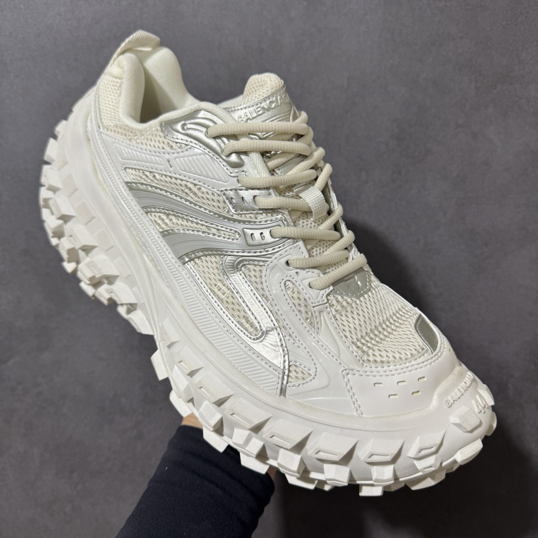 图片[3]-特价【Good纯原福利】巴黎世家 Balenciaga Defender 复古老爹鞋轮胎鞋 原市场5-600的货 顶级大厂出品 份量十足 售前售后保障到底 可退换 工厂白菜价清库存 价格相当给力 强推💪🏻 行业巅峰工艺之作！老牌大厂，品质如何就不多说了！实实在在的福利 注意把握 手慢无 注意代发运费超重‼️ 尺码：35 36 37 38 39 40 41 42 43 44 45 460同步官方 ️偏大1个尺码！-选品中心