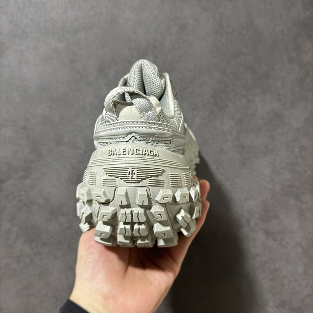 图片[4]-特价【Good纯原福利】巴黎世家 Balenciaga Defender 复古老爹鞋轮胎鞋 原市场5-600的货 顶级大厂出品 份量十足 售前售后保障到底 可退换 工厂白菜价清库存 价格相当给力 强推💪🏻 行业巅峰工艺之作！老牌大厂，品质如何就不多说了！实实在在的福利 注意把握 手慢无 注意代发运费超重‼️ 尺码：35 36 37 38 39 40 41 42 43 44 45 460同步官方 ️偏大1个尺码！-选品中心