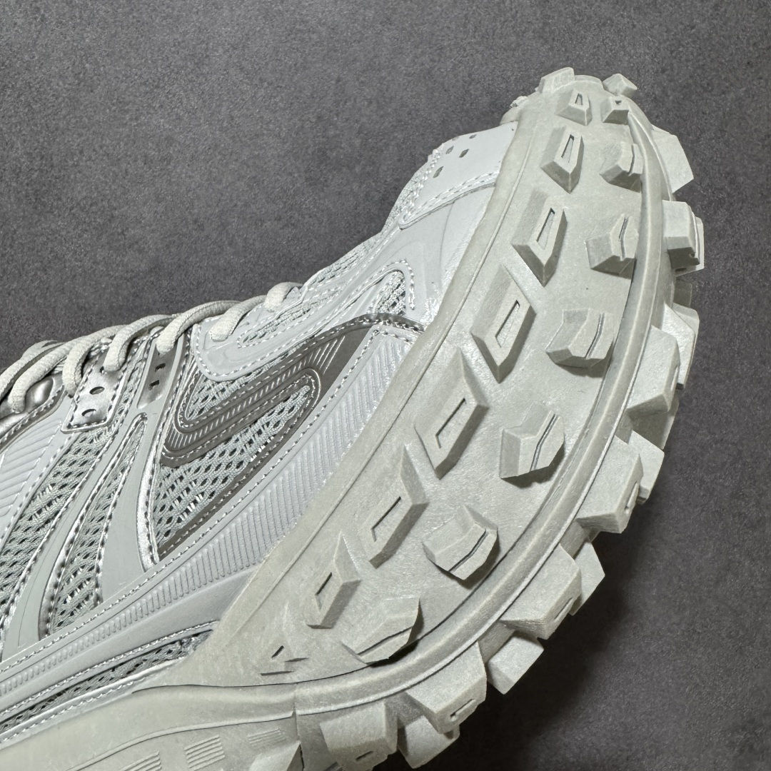 图片[5]-特价【Good纯原福利】巴黎世家 Balenciaga Defender 复古老爹鞋轮胎鞋 原市场5-600的货 顶级大厂出品 份量十足 售前售后保障到底 可退换 工厂白菜价清库存 价格相当给力 强推💪🏻 行业巅峰工艺之作！老牌大厂，品质如何就不多说了！实实在在的福利 注意把握 手慢无 注意代发运费超重‼️ 尺码：35 36 37 38 39 40 41 42 43 44 45 460同步官方 ️偏大1个尺码！-选品中心