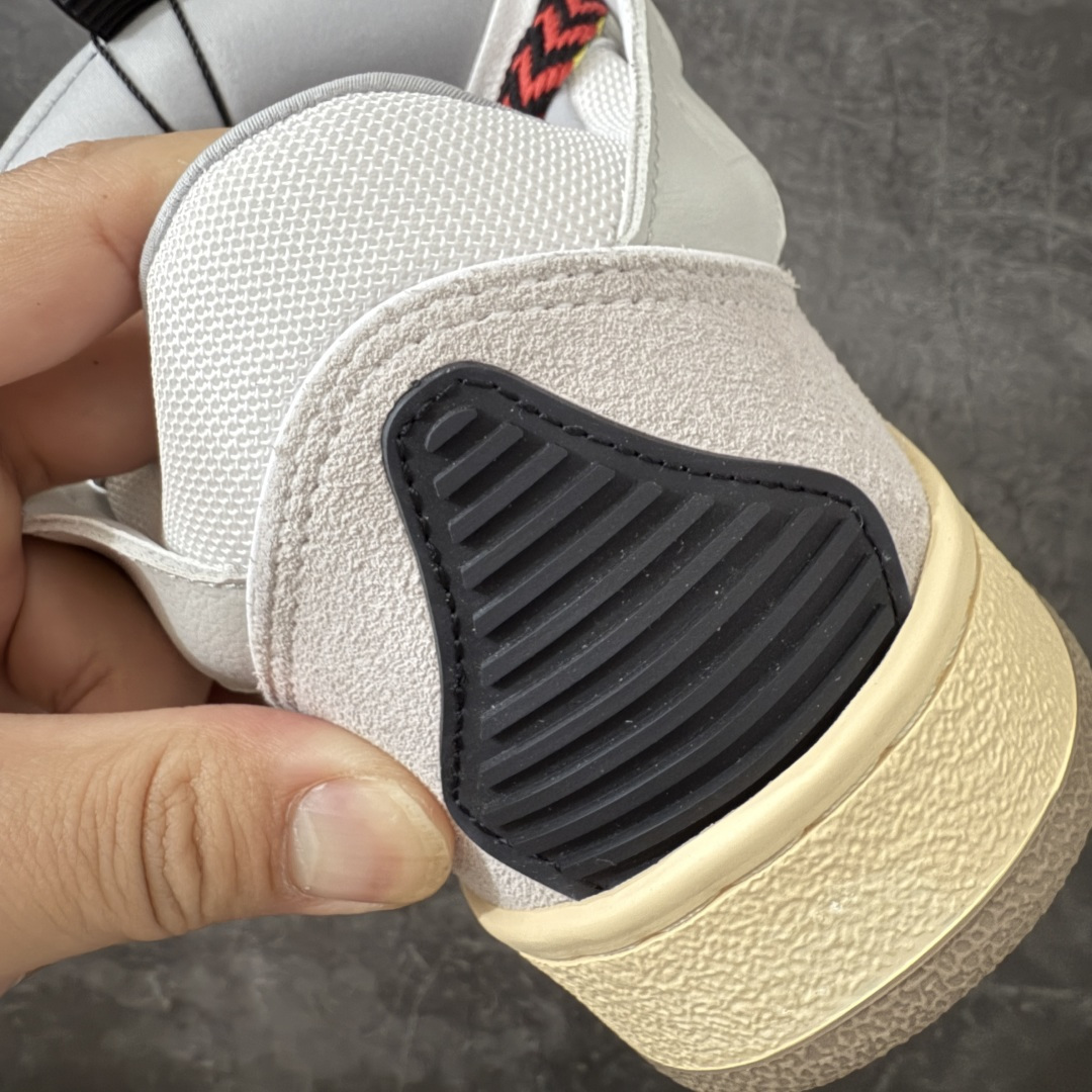 图片[2]-【YH纯原版】 Lanvin Leather Curb Sneakers 浪凡面包鞋 现货 原版1：1开模重工艺制作 面料采用进口牛磨砂➕环保牛反绒➕金钢网织物 内里柔软透气太空棉面料 原版开模双色TPU大底 顶级品质 区别市场流通其他货品 Leather是一款灵感源自90年代的运动鞋 设计自信 尺寸夸张 这款鞋由纳帕小牛皮、翻毛皮和网眼布制成 圆润的外形、加垫的鞋舌和弯曲的金属孔眼使这款精心打造的鞋格外舒适 尺码：36-47-选品中心