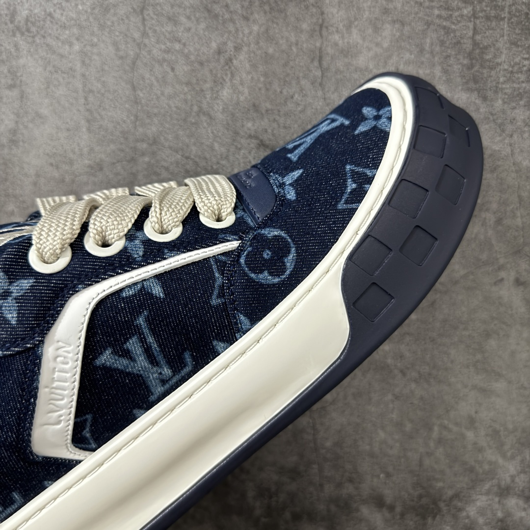 图片[6]-【HS顶级礼盒版】LV 路易威登LOUIS VUITTON Tilted Low Sneakers 倾斜系列低帮复古休闲运动文化百搭板鞋 2026早春款板鞋 饼干鞋 礼盒包装 私模开发大底 正确细节 原鞋原材料1：1打造 完美版型做工 欢迎对比市场任何品质的货品 广东原产 专业LV大厂出品 正确底 大底开发近半年 原楦型开发纸版 全鞋原材料打造 细节 针车 烫金 中底无可挑剔 包装说明书防尘布袋物件(附送官方快递加固牛皮纸外盒!!)# 尺码：39 40 41 42 43 44 45 46-选品中心