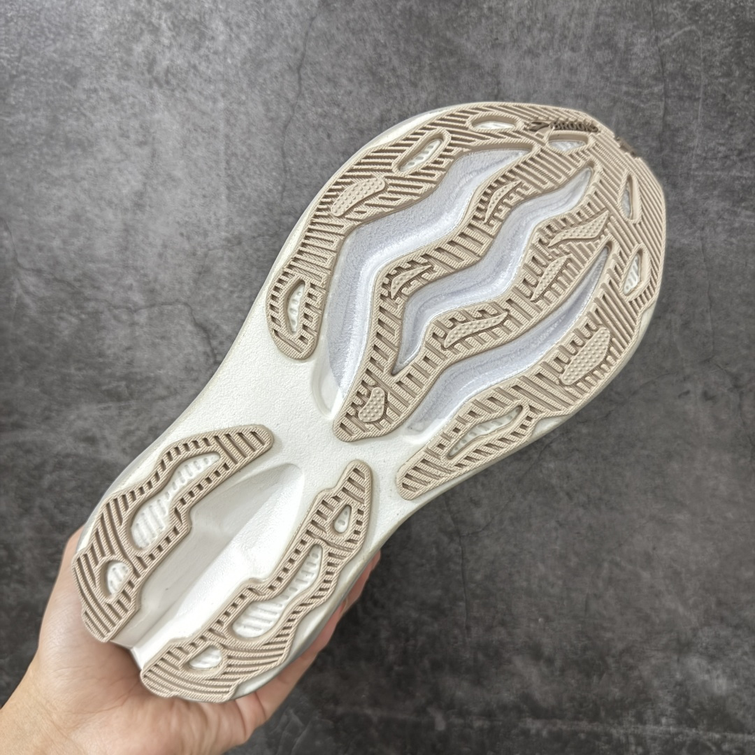图片[9]-【纯原福利】外贸版 Brooks 布鲁克斯Glycerin Max 2 超级甘油 厚底马拉松缓震跑鞋 该鞋以厚实的中底和高分子注氮技术为特点 提供极致的缓震性能 鞋面柔软厚实 具有良好的包裹性能和散热性能 尺码：36-45 含半码-选品中心