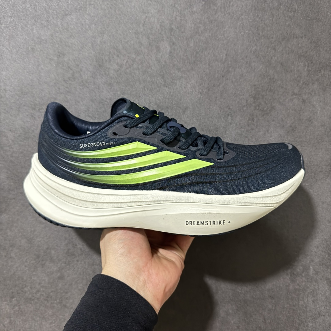 【公司级】阿迪达斯 ADIDAS SUPERNOVA RISE 4 M 防滑耐磨随心畅跑舒适跑步运动鞋 采用Dreamstrike+中底，力求为触地添舒适。搭配实穿Adiwear外底，助你扎实踩地、从容迈步。• 常规版型• 系带设计• 三明治网眼鞋面• Support Rods系统• Dreamstrike+中底• Adiwear外底。 货号：LB2538 尺码：40-45-选品中心