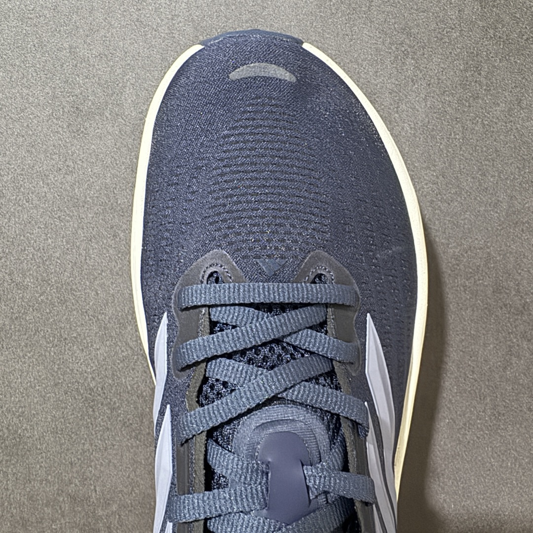 图片[8]-【公司级】阿迪达斯 ADIDAS SUPERNOVA RISE 4 M 防滑耐磨随心畅跑舒适跑步运动鞋 采用Dreamstrike+中底，力求为触地添舒适。搭配实穿Adiwear外底，助你扎实踩地、从容迈步。• 常规版型• 系带设计• 三明治网眼鞋面• Support Rods系统• Dreamstrike+中底• Adiwear外底。 货号：KZ8926 尺码：40-45-选品中心