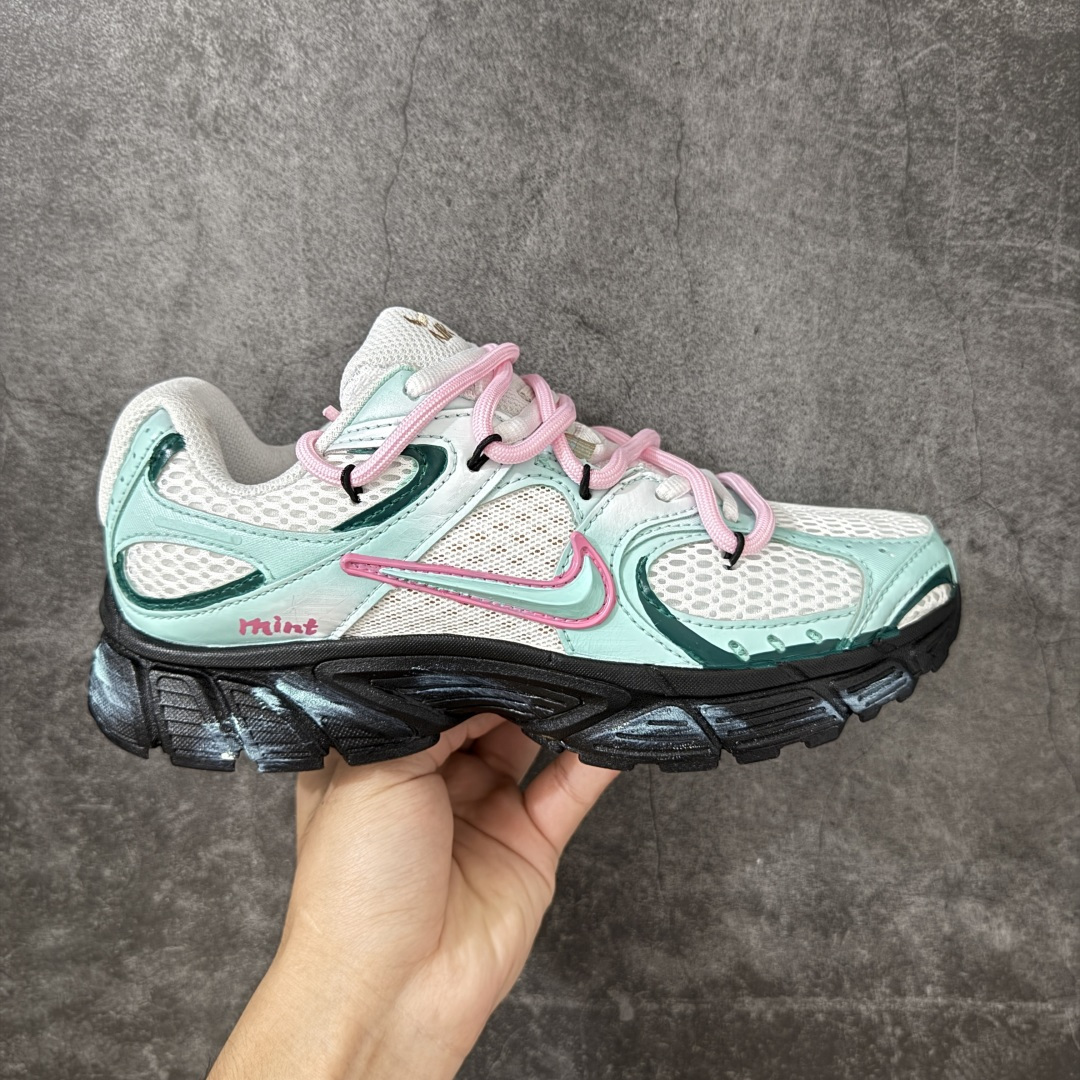 Nike V5 RNR 手工绘制恶作剧涂鸦 复古做旧 解构绑带 舒适百搭防滑耐磨 低帮跑步鞋此款为人工手