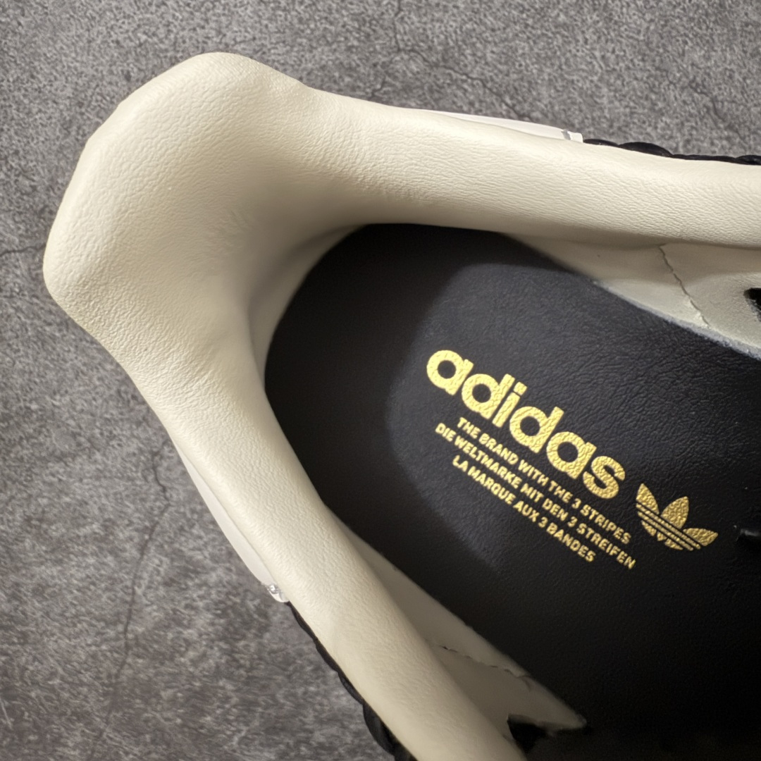 图片[8]-【渠道纯原】adidas originals Samba 贴合舒适 德训鞋 男女同款 黑白色 HQ9282 口碑大厂出品 品控大底版型不断改良更新 全套原纸板楦头开发 确保原汁原味 完美呈现桑巴版型 一比一鞋头弧度高度鞋身弧度 原厂头层皮料 东莞正确编织面 区别通货 细节品控鞋型随意对比 正确烫金高频细节 独家私模橡胶大底 原盒原配 尺码：35.5 36 36.5 37.5 38 38.5 39 40 40.5 41 42 42.5 43 44 44.5 45-选品中心