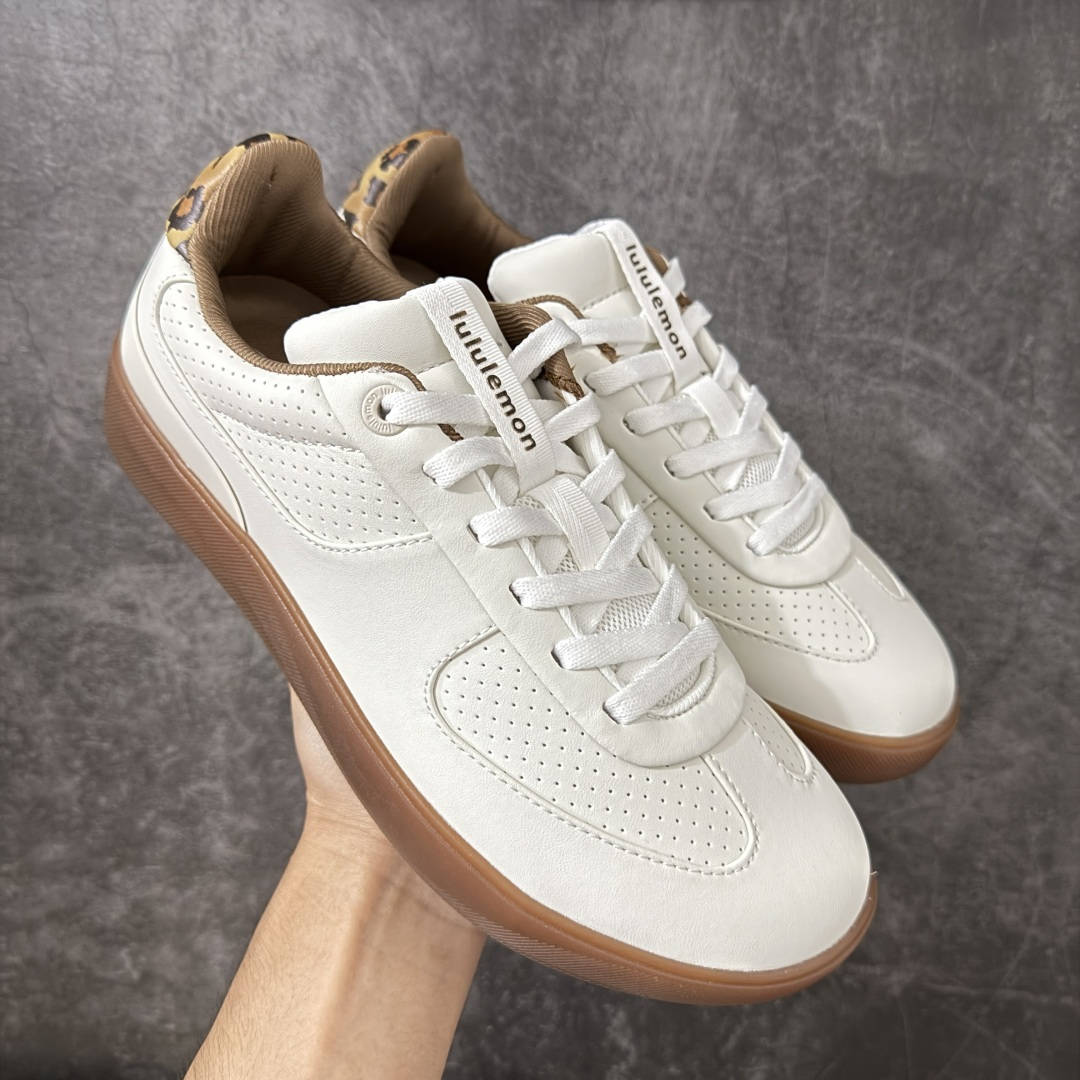 【XC2.0版】原厂订单露露乐蒙/Lululemon W Cityverse Low 城市律动系列首发出货 顶流原厂品质 打破市场无好货之说 目前市场天花板 没有之一 内外兼修 平台冲正无压力 心开冲 独家私磨外置杯形防滑耐磨橡胶大底+原厂纸板+原厂热压工艺 打造最纯正的LULU鞋型 鞋舌、后跟、鞋领 同步公司货采用内嵌人体工学加厚环保去臭海玻璃物料填充 包裹性无敌、脚感满分 尺码：36 37 38 39 40 40.5 41 42 42.5 43 44 44.5 45-选品中心