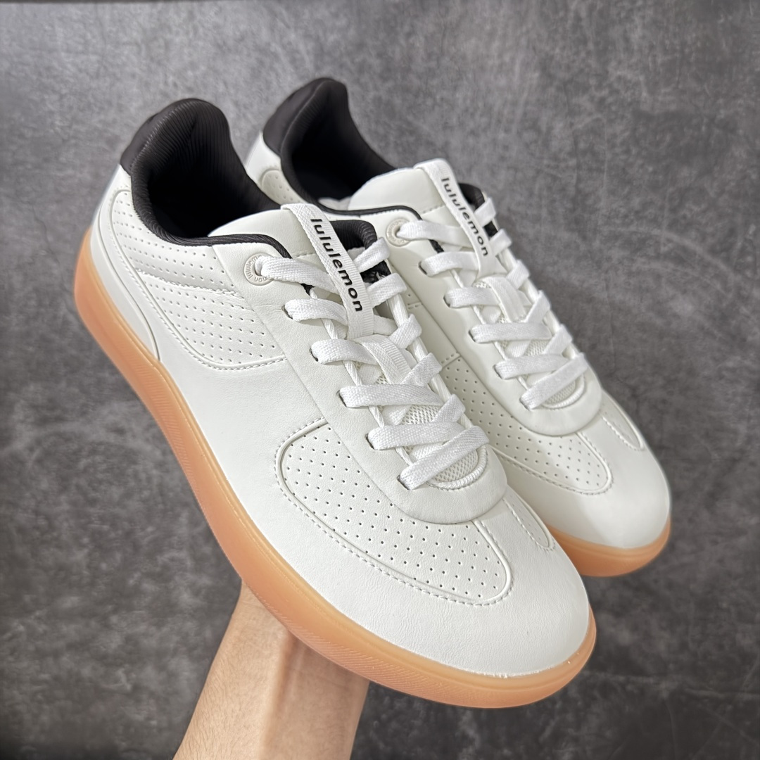 【XC2.0版】原厂订单露露乐蒙/Lululemon W Cityverse Low 城市律动系列首发出货 顶流原厂品质 打破市场无好货之说 目前市场天花板 没有之一 内外兼修 平台冲正无压力 心开冲 独家私磨外置杯形防滑耐磨橡胶大底+原厂纸板+原厂热压工艺 打造最纯正的LULU鞋型 鞋舌、后跟、鞋领 同步公司货采用内嵌人体工学加厚环保去臭海玻璃物料填充 包裹性无敌、脚感满分 尺码：36 37 38 39 40 40.5 41 42 42.5 43 44 44.5 45-选品中心