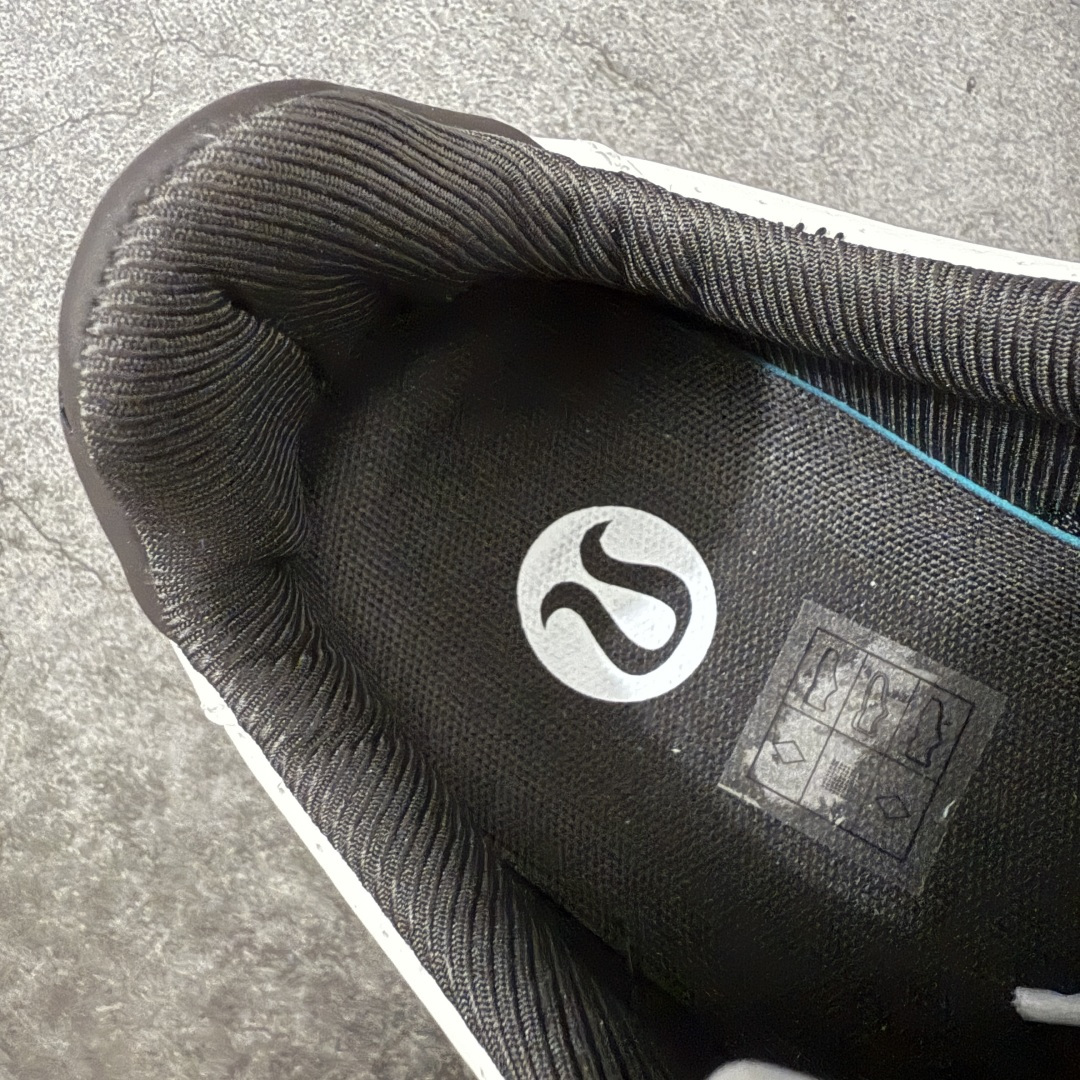 图片[7]-【XC2.0版】原厂订单露露乐蒙/Lululemon W Cityverse Low 城市律动系列首发出货 顶流原厂品质 打破市场无好货之说 目前市场天花板 没有之一 内外兼修 平台冲正无压力 心开冲 独家私磨外置杯形防滑耐磨橡胶大底+原厂纸板+原厂热压工艺 打造最纯正的LULU鞋型 鞋舌、后跟、鞋领 同步公司货采用内嵌人体工学加厚环保去臭海玻璃物料填充 包裹性无敌、脚感满分 尺码：36 37 38 39 40 40.5 41 42 42.5 43 44 44.5 45-选品中心