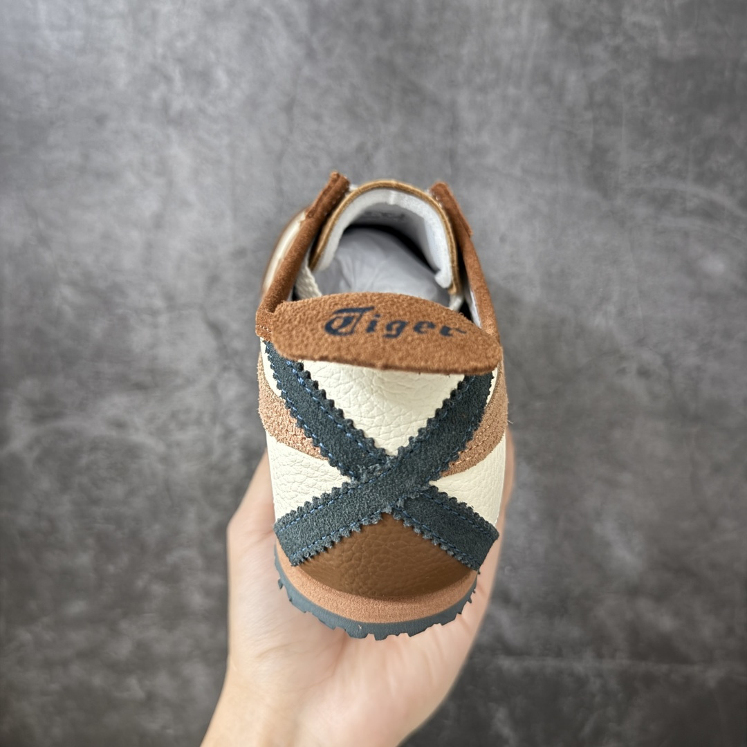 图片[4]-【最强毒版】Onitsuka Tiger Mexico 66 亚瑟士鬼冢虎复古经典板鞋 平台专供 充正版本 保证每个配色都是采购原鞋开发 采用原厂材料 全头层纳帕细纹皮面 质感无敌 全新玻璃刀切割皮料 超高清洁度 纹路、色泽、皮心颜色 质感百分百还原 海外订单工厂出品 超成熟稳定的做工品控 原装全套纸板楦头开发 原汁原味 完美呈现版型 私模正确鞋底咬花纹路 一比一鞋头弧度高度鞋身弧度 绝不口嗨 细节品控鞋型随意秒杀市面 原档咬花纹路私模大底 一个单元有六个三角形 总体形拼接呈现花瓣状 官方四联吊牌 原装Ortholite轻量化鞋垫 原盒原配 质保卡 说明书 钢印防尘纸 纸板中底带钢印 乳胶组合鞋垫带足弓 支持全方位的对比专柜 尺码：35 36 37 37.5 38 39 39.5 40 40.5 41.5 42 42.5 43.5 44 44.5 45-选品中心