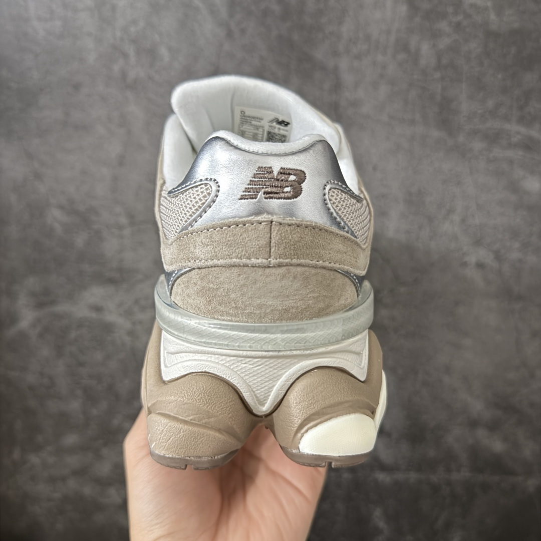 图片[4]-【纯原版】 New Balance NB9060 联名款 复古休闲运动慢跑鞋 U9060ERM 全套原楦原纸板原厂数据开发 进口三明治网面 原装进口翻毛皮料正确绒感卡色 正确中底拉帮中底网布细节 原厂标裁 带紫光防伪 定制后跟透明水晶模块 冲裁组合 大底贴合程度胶水上色把控完美 整洁度挑战全网艺术家 多道序QC把关品质完善 匠心打造 耗时两个月开发完成 工艺极其复杂难度可想而知 新开独立私模大底 全网唯一正确六层组合大底 高端零售专供产物 尺码：36-46.5-选品中心