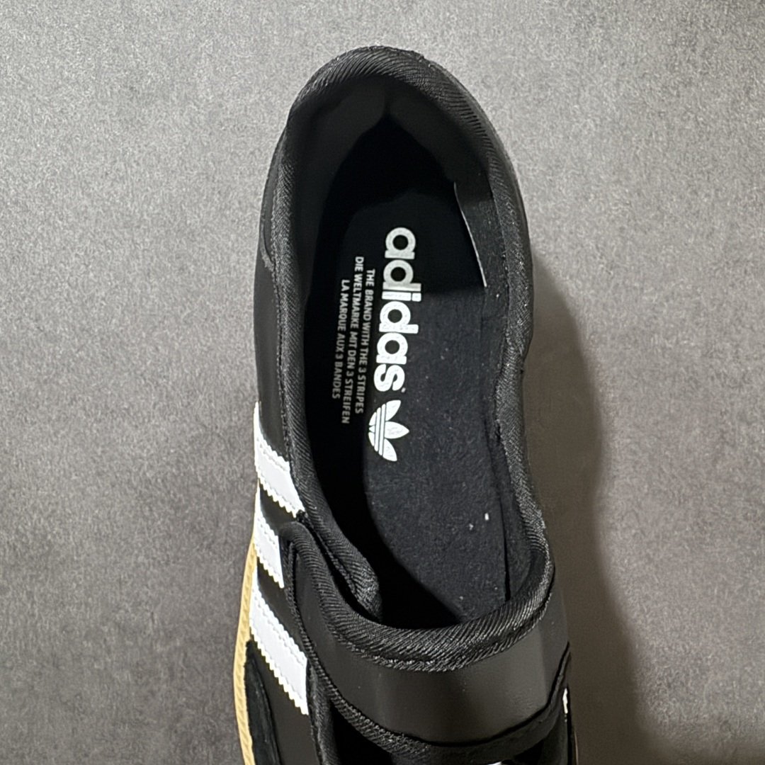 图片[7]-特价【公司级】Adidas Samba Janes阿迪达斯玛丽珍款板鞋懒人一脚蹬运动鞋 Adidas Samba Janes采用皮革材质，Adidas Samba Janes的设计融合了经典与现代元素。它采用了玛丽珍鞋的特色设计，如鞋面上的扣带和环扣装饰，同时保留了Samba鞋的经典三道杠设计和橡胶大底。这款鞋的鞋型修长，中足偏窄，整体贴合感强，适合标准脚型和宽脚型的人群‌ 货号：JH6445 尺码：35 36 36.5 37 38 38.5 39 40 40.5 41 42-选品中心