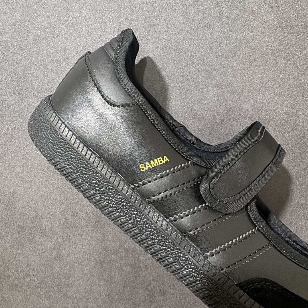 图片[6]-特价【公司级】Adidas Samba Janes阿迪达斯玛丽珍款板鞋懒人一脚蹬运动鞋 Adidas Samba Janes采用皮革材质，Adidas Samba Janes的设计融合了经典与现代元素。它采用了玛丽珍鞋的特色设计，如鞋面上的扣带和环扣装饰，同时保留了Samba鞋的经典三道杠设计和橡胶大底。这款鞋的鞋型修长，中足偏窄，整体贴合感强，适合标准脚型和宽脚型的人群‌ 货号：KZ8175 尺码：35 36 36.5 37 38 38.5 39 40 40.5 41 42-选品中心