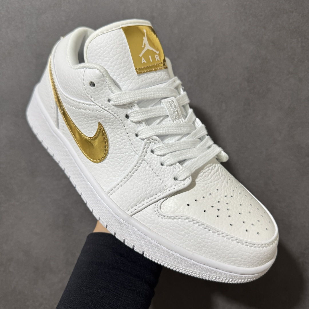 图片[3]-【H11纯原】Nike Air Jordan 1 Low SE AJ1 乔一 舒适贴合 防滑耐磨 低帮 复古篮球鞋 货号：CZ4776-100 尺码：36 36.5 37.5 38 38.5 39 40 40.5 41 42 42.5 43 44 45 46 #H11顶级纯原 纯原外贸平台特供订单 #全套原纸板楦头开发 #原厂特供材料配套加持 #确保原汁原味 完美呈现版型 #原档数据独家私模大底 #男女鞋同步官方开发至48.5 #原装进口轻量化鞋垫 #进口港宝加持 后跟自然饱满 还原公司包裹性 #鞋面采用原装数据贴合技术 #全方位贴合包裹脚型 #鞋跟部鞋底牵引设计 #提供强大的抓地性能 #更适应不同实战场地路面-选品中心