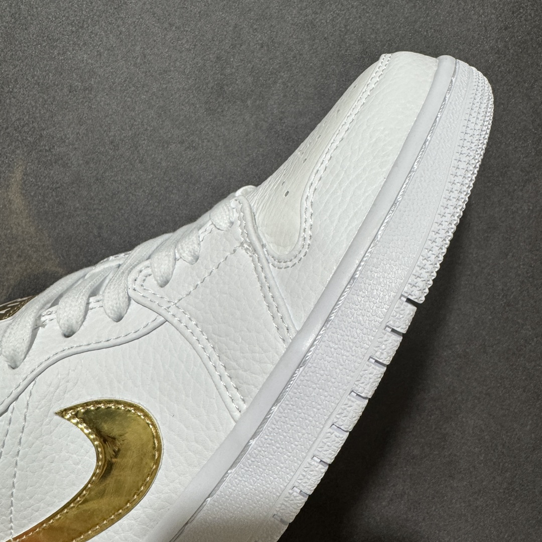 图片[5]-【H11纯原】Nike Air Jordan 1 Low SE AJ1 乔一 舒适贴合 防滑耐磨 低帮 复古篮球鞋 货号：CZ4776-100 尺码：36 36.5 37.5 38 38.5 39 40 40.5 41 42 42.5 43 44 45 46 #H11顶级纯原 纯原外贸平台特供订单 #全套原纸板楦头开发 #原厂特供材料配套加持 #确保原汁原味 完美呈现版型 #原档数据独家私模大底 #男女鞋同步官方开发至48.5 #原装进口轻量化鞋垫 #进口港宝加持 后跟自然饱满 还原公司包裹性 #鞋面采用原装数据贴合技术 #全方位贴合包裹脚型 #鞋跟部鞋底牵引设计 #提供强大的抓地性能 #更适应不同实战场地路面-选品中心