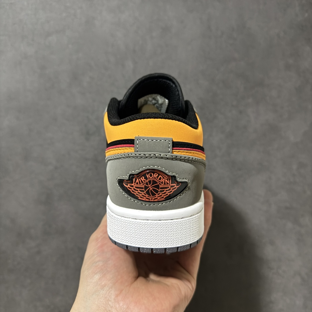 图片[4]-【H11纯原】Nike Air Jordan 1 Low SE AJ1 乔一 舒适贴合 防滑耐磨 低帮 复古篮球鞋 货号：FN7308-008 尺码：36 36.5 37.5 38 38.5 39 40 40.5 41 42 42.5 43 44 45 46 #H11顶级纯原 纯原外贸平台特供订单 #全套原纸板楦头开发 #原厂特供材料配套加持 #确保原汁原味 完美呈现版型 #原档数据独家私模大底 #男女鞋同步官方开发至48.5 #原装进口轻量化鞋垫 #进口港宝加持 后跟自然饱满 还原公司包裹性 #鞋面采用原装数据贴合技术 #全方位贴合包裹脚型 #鞋跟部鞋底牵引设计 #提供强大的抓地性能 #更适应不同实战场地路面-选品中心