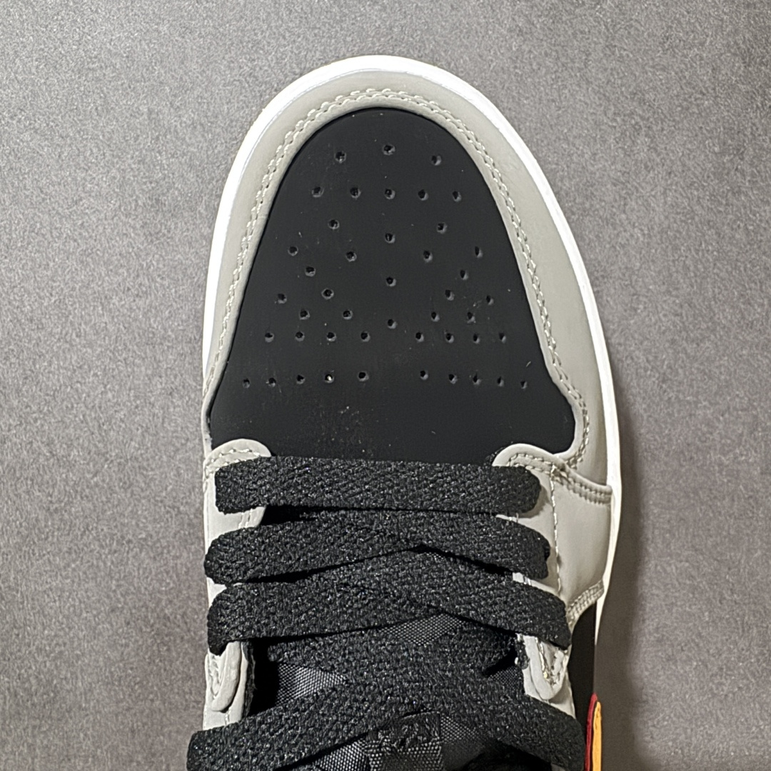 图片[8]-【H11纯原】Nike Air Jordan 1 Low SE AJ1 乔一 舒适贴合 防滑耐磨 低帮 复古篮球鞋 货号：FN7308-008 尺码：36 36.5 37.5 38 38.5 39 40 40.5 41 42 42.5 43 44 45 46 #H11顶级纯原 纯原外贸平台特供订单 #全套原纸板楦头开发 #原厂特供材料配套加持 #确保原汁原味 完美呈现版型 #原档数据独家私模大底 #男女鞋同步官方开发至48.5 #原装进口轻量化鞋垫 #进口港宝加持 后跟自然饱满 还原公司包裹性 #鞋面采用原装数据贴合技术 #全方位贴合包裹脚型 #鞋跟部鞋底牵引设计 #提供强大的抓地性能 #更适应不同实战场地路面-选品中心