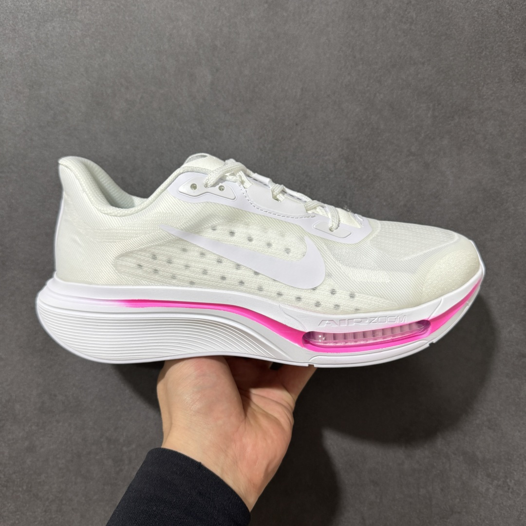 【公司级】Nike Air Zoom Pegasus Plus 耐克飞马加强版系列低帮马拉松休闲运动慢跑鞋 升级原楦原纸版数据开发 采用弹性 Flyknit 飞织鞋面材质 内里嵌入定型海绵 全掌型 ZoomX 泡绵中底 外置防滑耐磨橡胶底片 货号：IM2541-006 尺码：36 36.5 37.5 38 38.5 39 40 40.5 41 42 42.5 43 44 45-选品中心